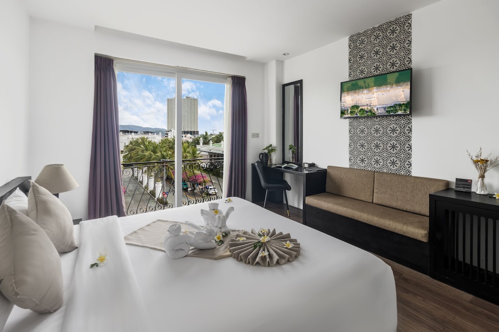 Deluxe Double Room photo 2