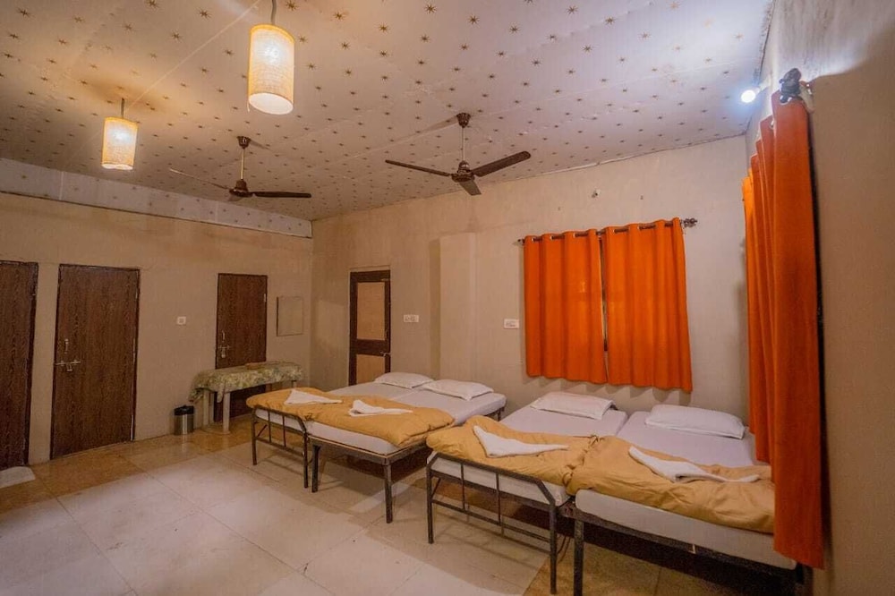 Shared Dormitory (10 beds) photo 2