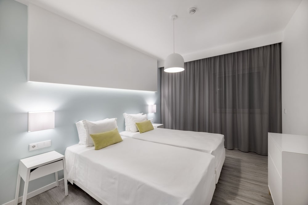 Premium Apartment, 2 Bedrooms, 2 Bathrooms photo 2