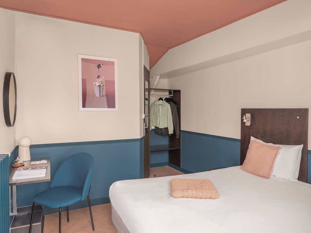 Comfy double with balcony room