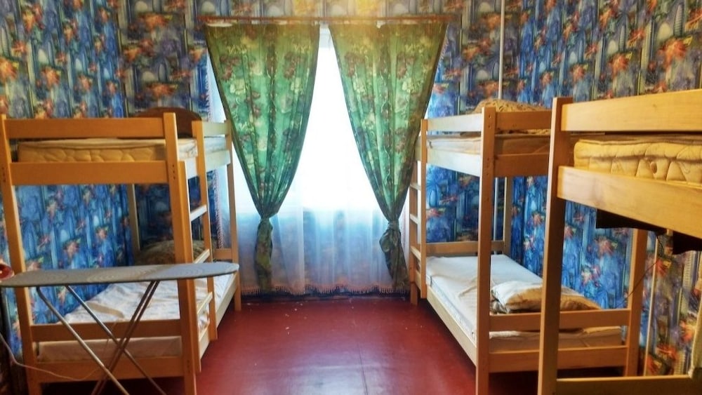 Shared Dormitory, Mixed Dorm (8 Beds)