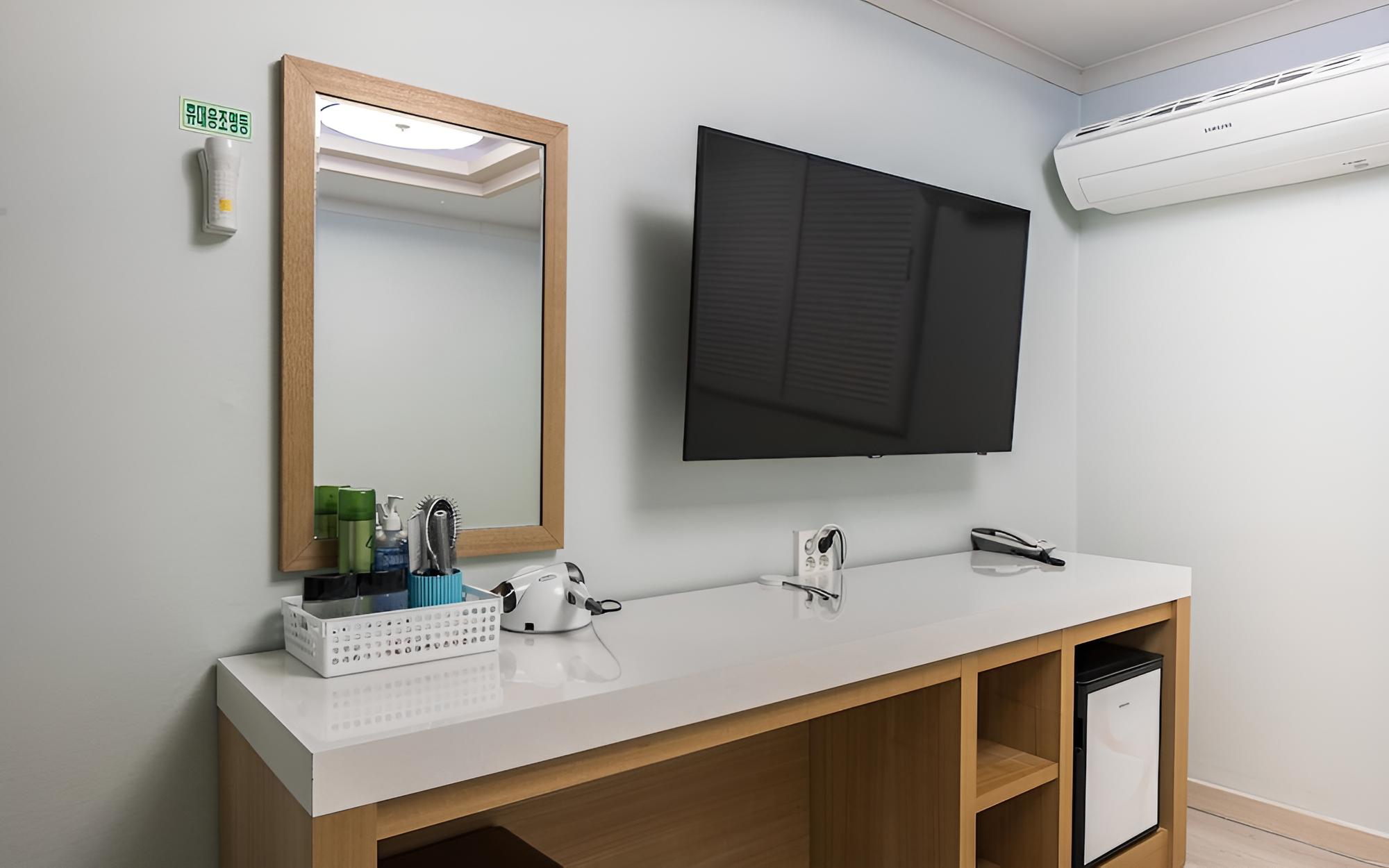 Room (Korean) photo 2