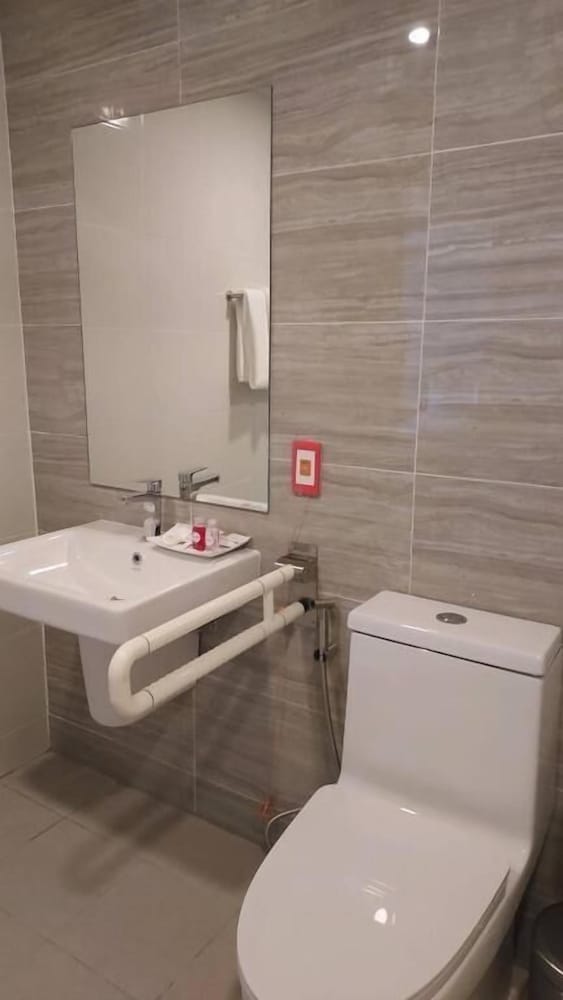 Superior Room Handicap - Photo 6