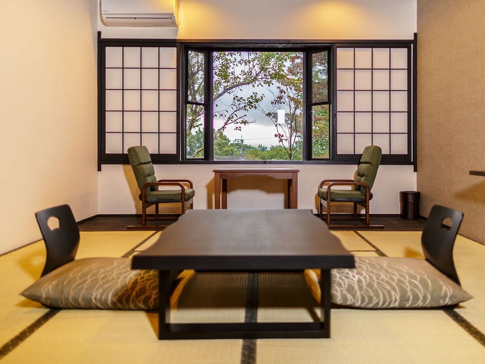 Japanese Style Room 10 Tatami Standard KAISEKI, Non Smoking photo 3
