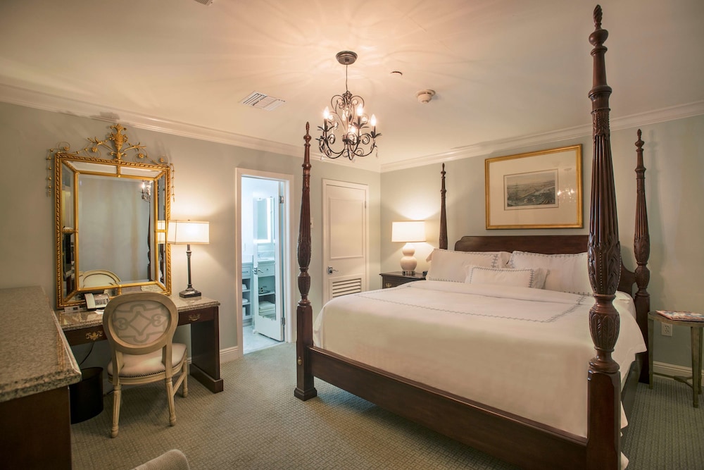 Standard Room, 1 King Bed - Photo 2
