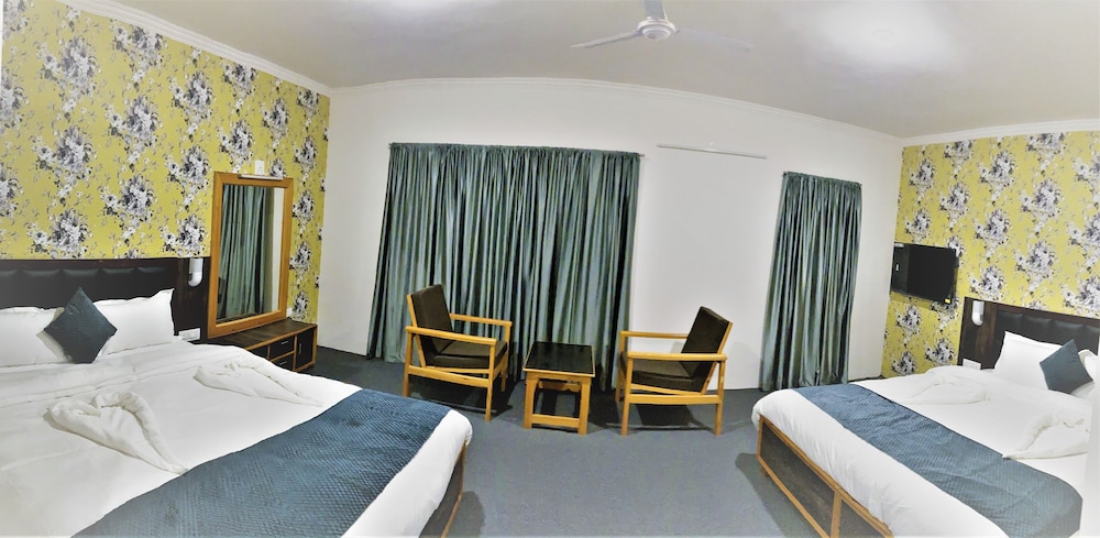 City Suite, 1 King Bed, Non Smoking, City View - Photo 10