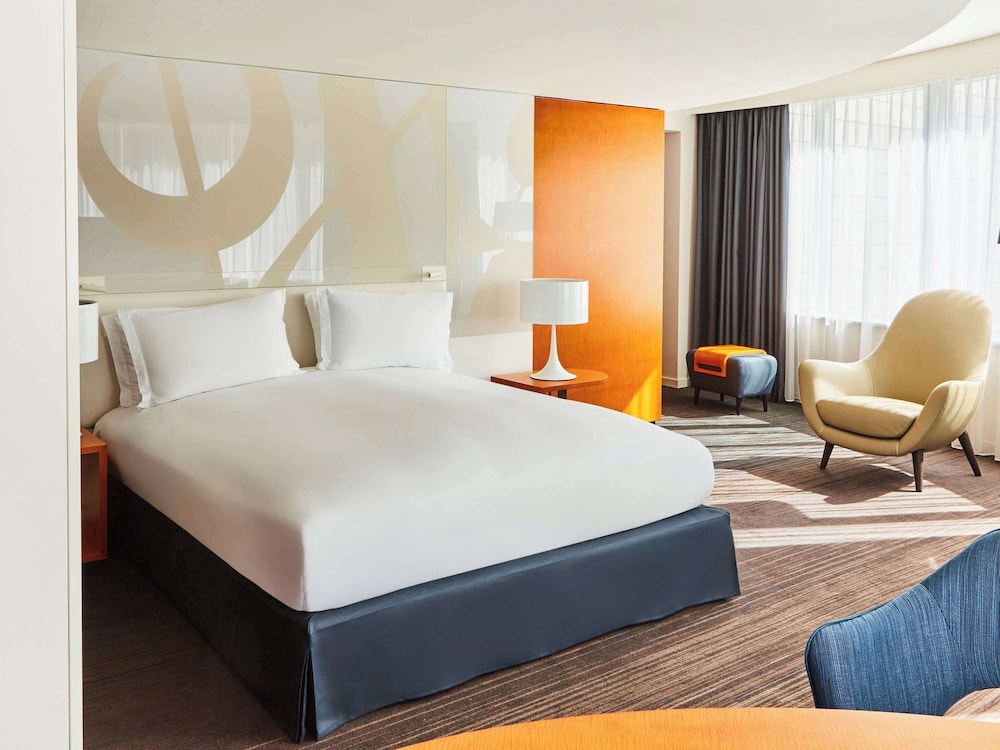 Room, 1 King Bed (Magnifique) - Photo 4