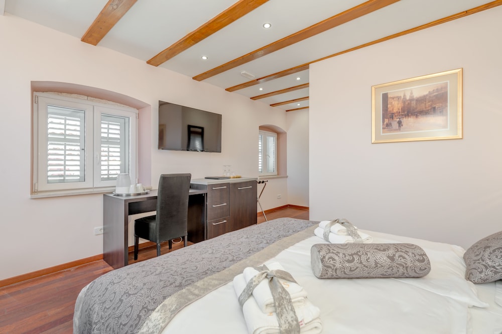Superior Duplex (2 Floors) photo 3