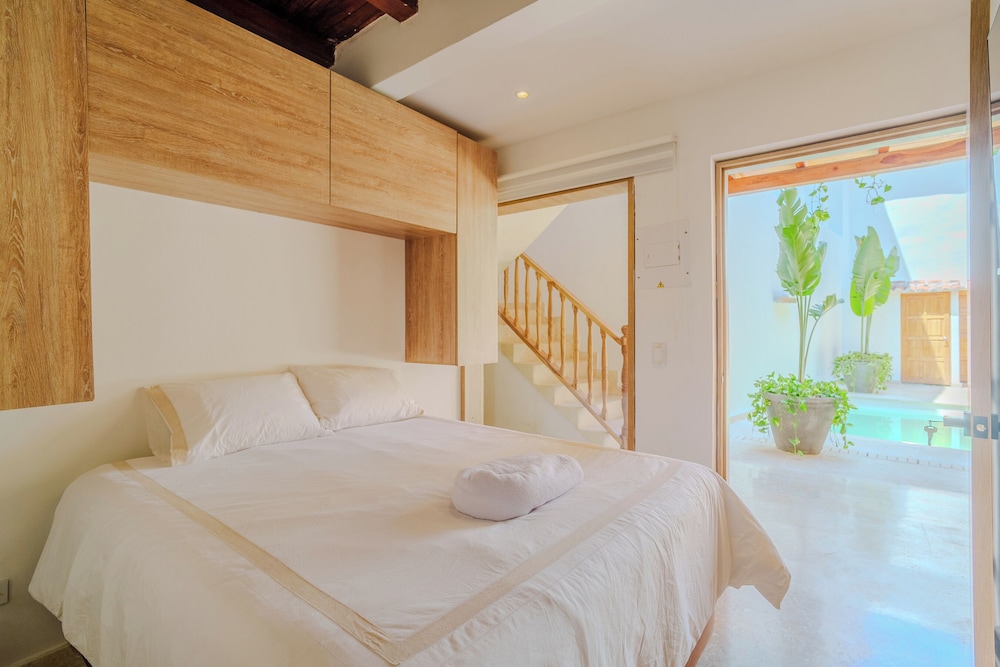 Standard Double Room, 1 Queen Bed photo 3