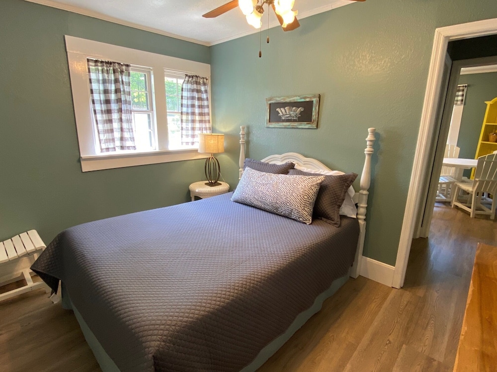 Cottage, 3 Bedrooms, Accessible, Lake View photo 3