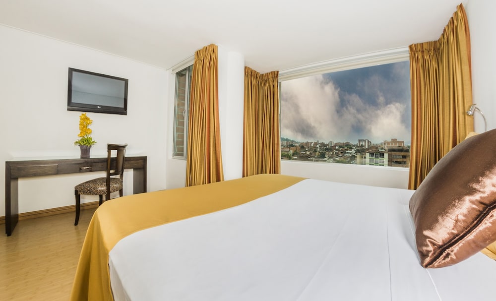 Junior Room, 1 Queen Bed - Photo 2