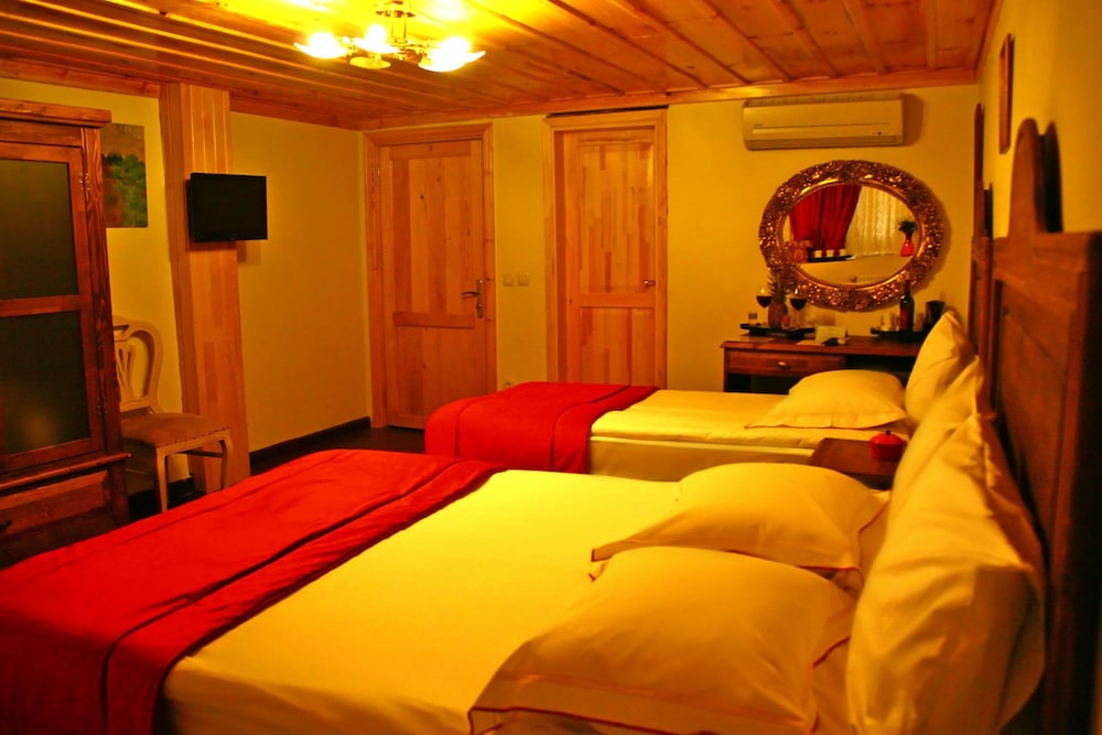 Quadruple Room photo 2