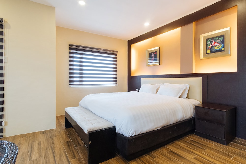 Superior Room, 1 Queen Bed - Photo 5