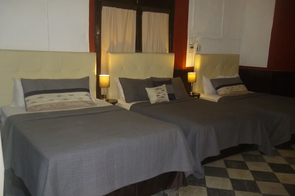 Standard Triple Room, 1 Bedroom photo 2