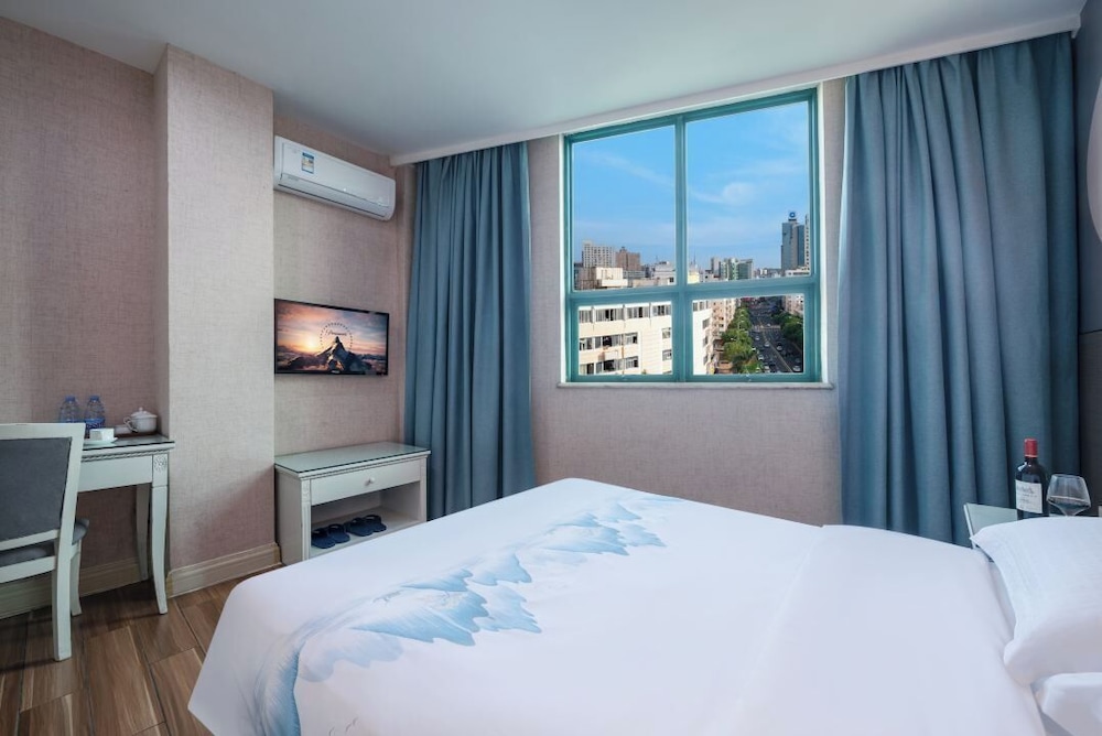 Basic Double Room, City View photo 1