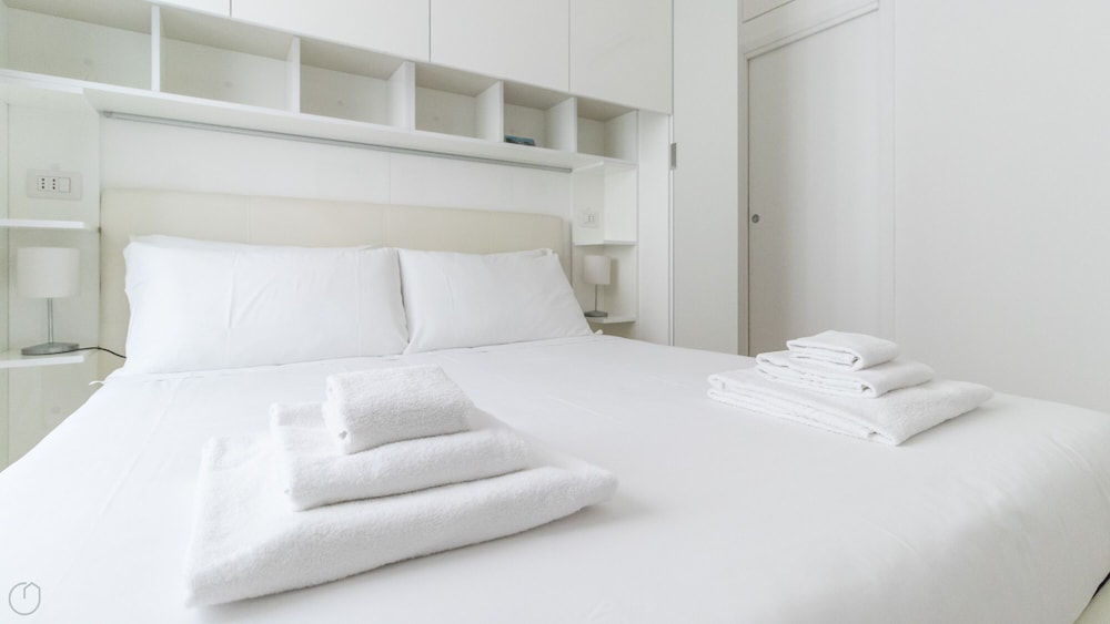 Apartment (1 Bedroom)