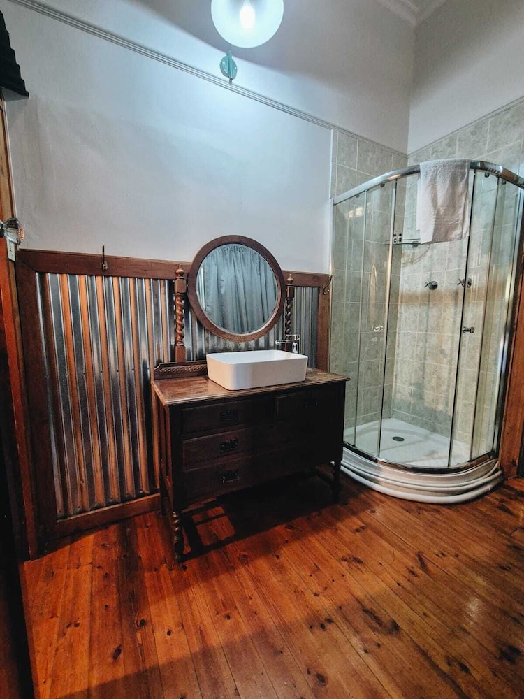 Luxury Twin Room photo 2