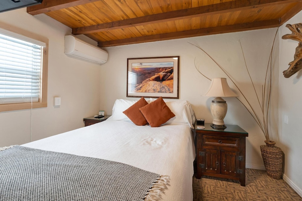 Executive Suite, 2 Bedrooms, Kitchen photo 3