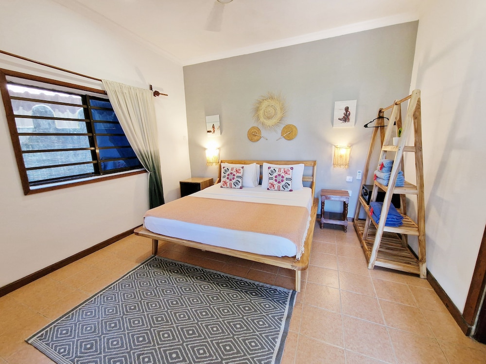 Comfort Double Room, 1 King Bed, Ocean View