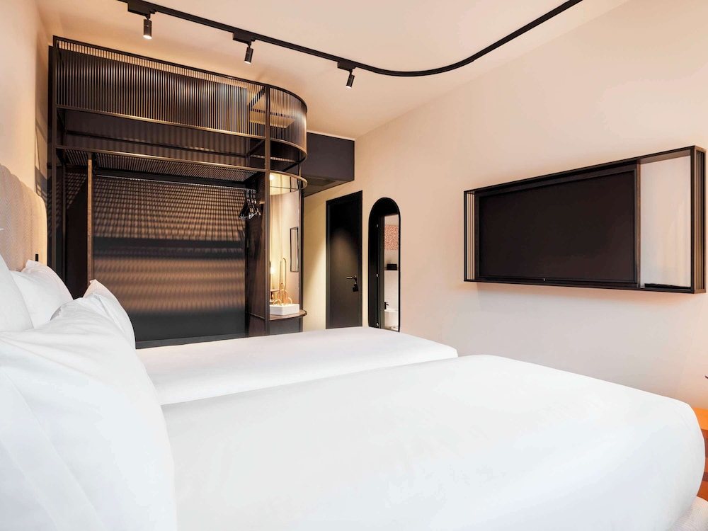 Comfort Room, 1 Double Bed with Sofa bed, Courtyard View (Tribe Extra)