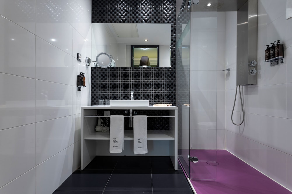 Superior Room - Photo 12