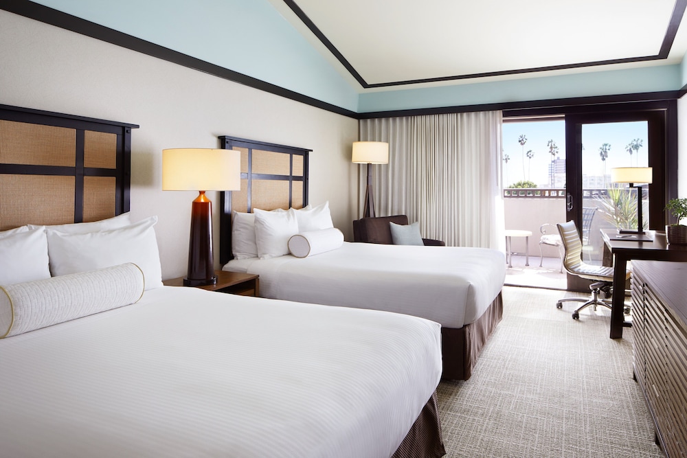 Traditional Studio, 2 Queen Beds