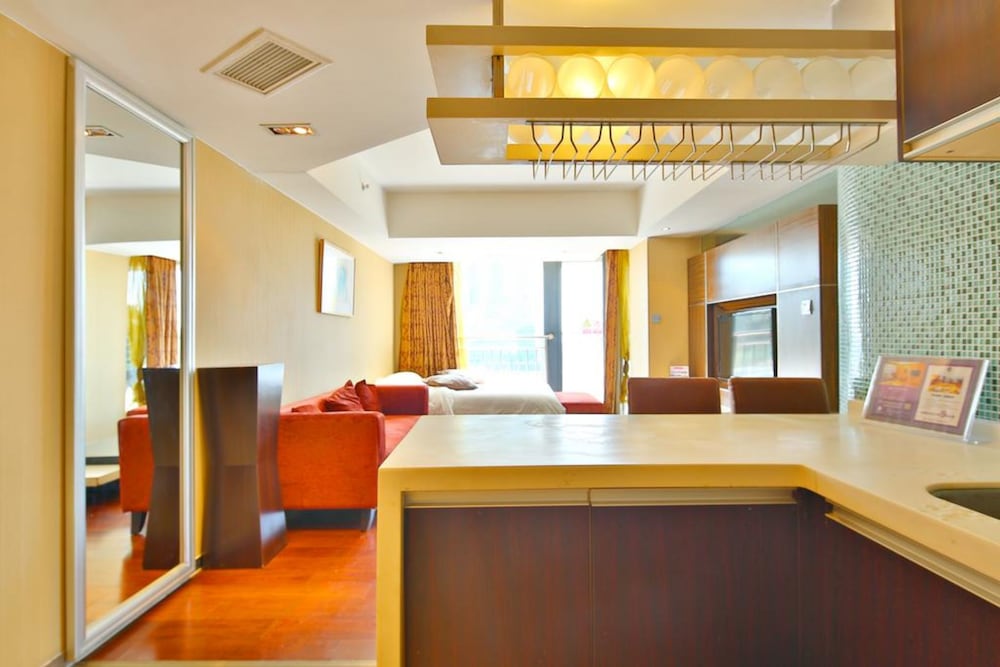Deluxe Suite with Sea View photo 1