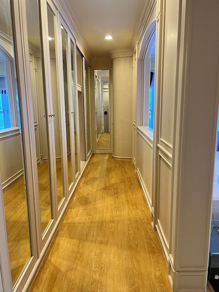 Exclusive Studio Suite