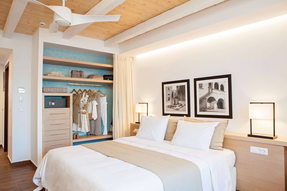 Exclusive Room, Private Pool, Sea View - Photo 1