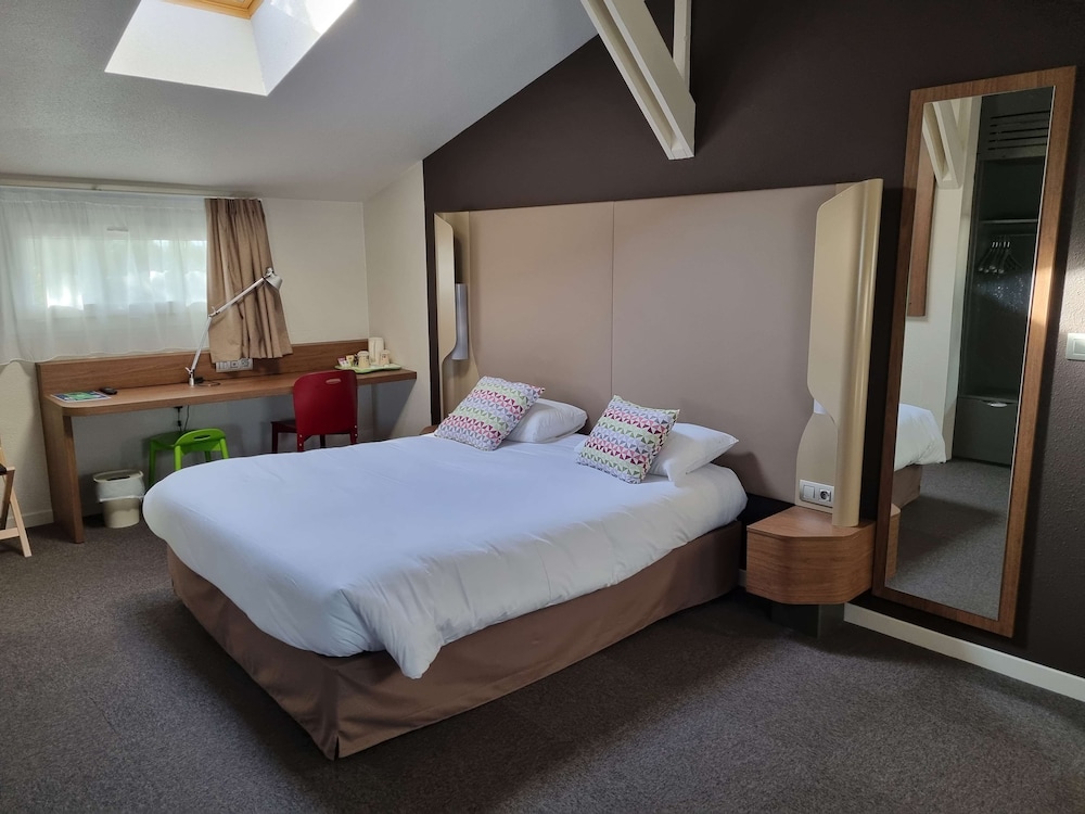 Room, Multiple Beds - Photo 3