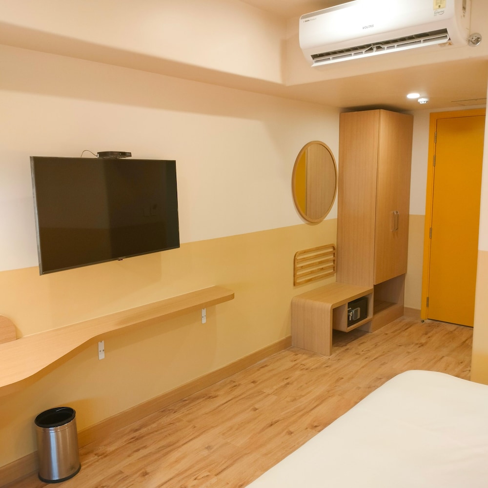 Executive Room, 1 King Bed photo 2