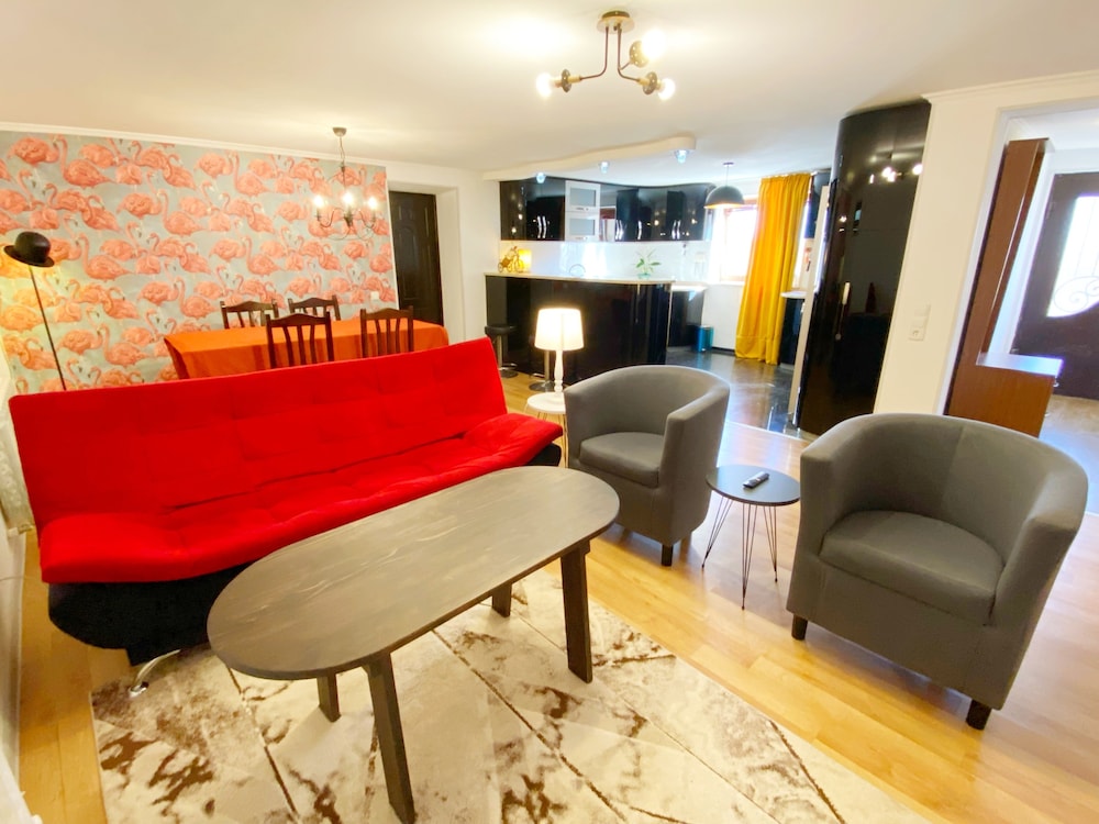Deluxe Suite photo 1
