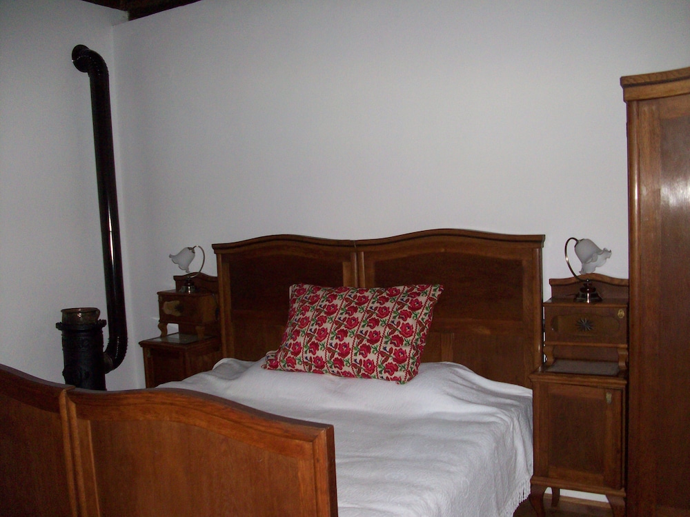 Studio (1) - Photo 1