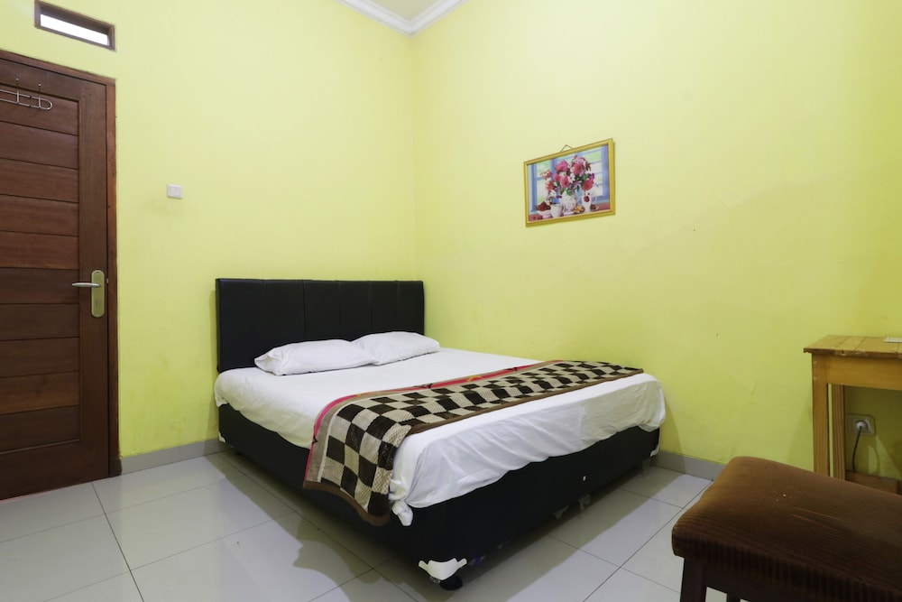 Single Room - Photo 1
