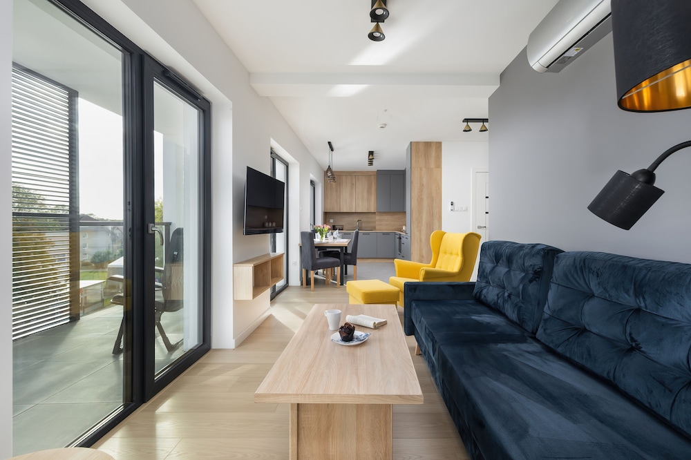 Apartment, 1 Bedroom, Balcony, Beachside photo 1