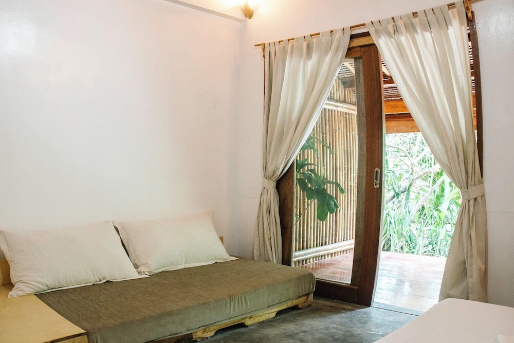 Quadruple Room - Photo 5