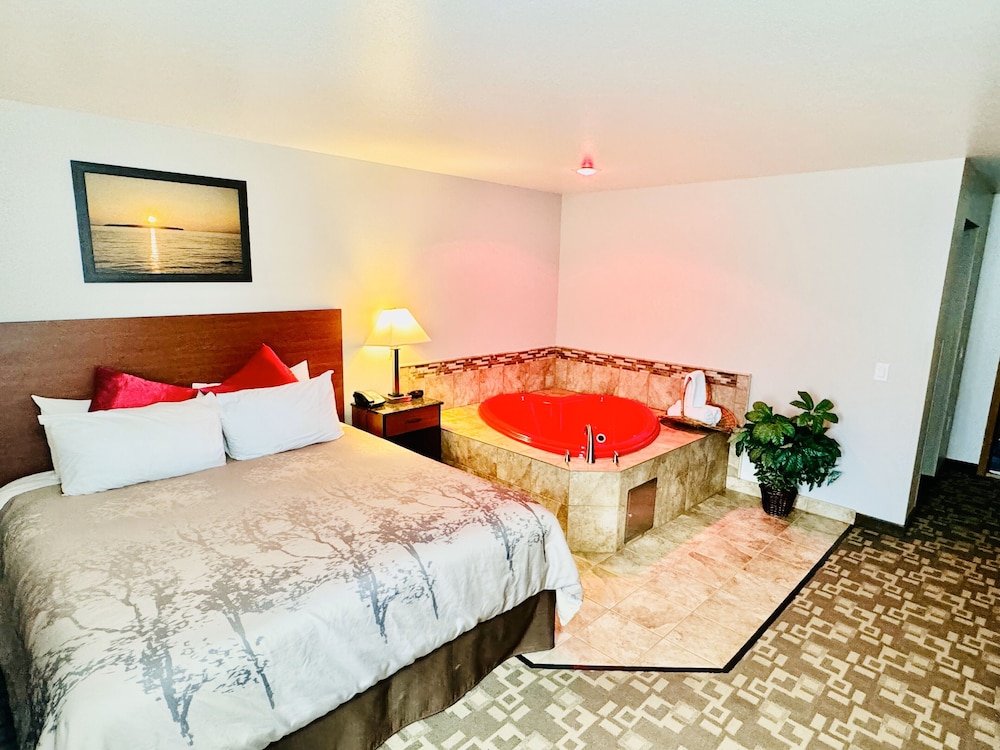 Standard Room, 1 King Bed, Non Smoking, Jetted Tub