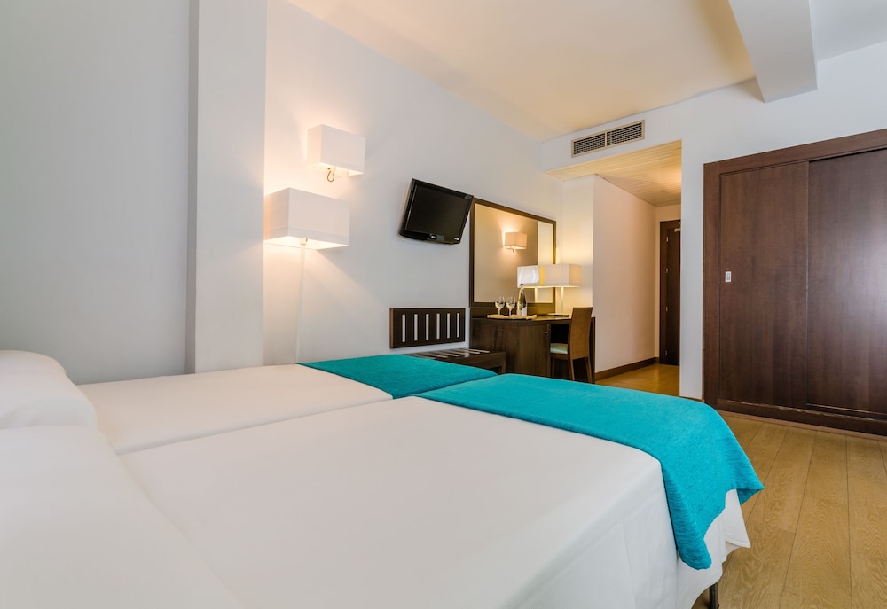 Double Room - Photo 4