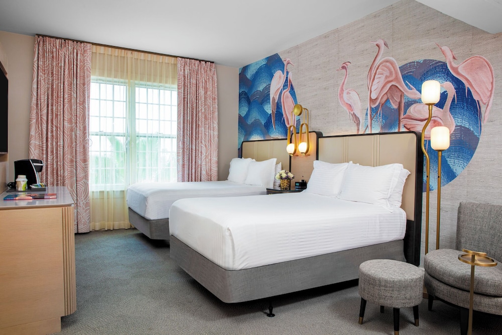 Deluxe Room, 2 Double Beds, Accessible - Photo 1