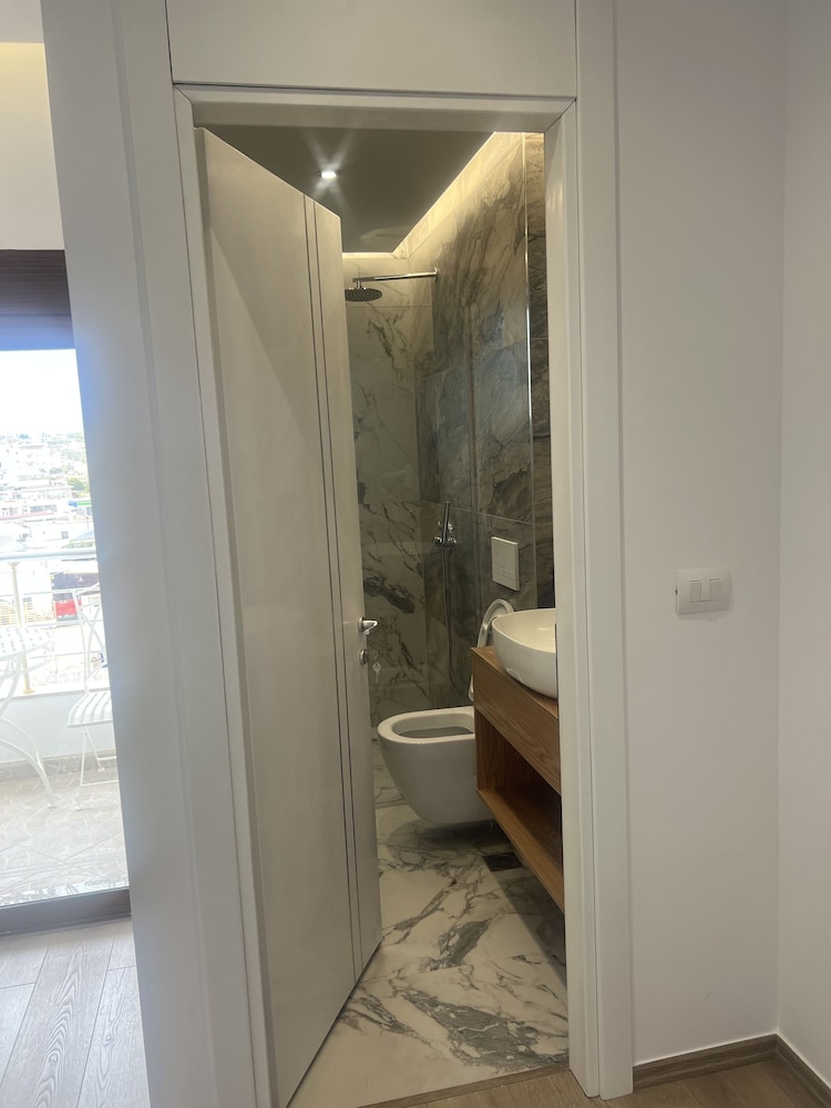 Deluxe Triple Room photo 3
