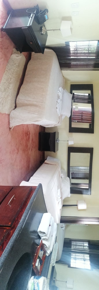 Basic Double Room