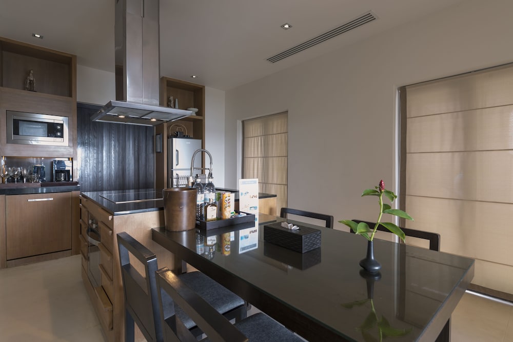 Three Bedroom Suite Pool Villa Sea with Free Minibar - Photo 14