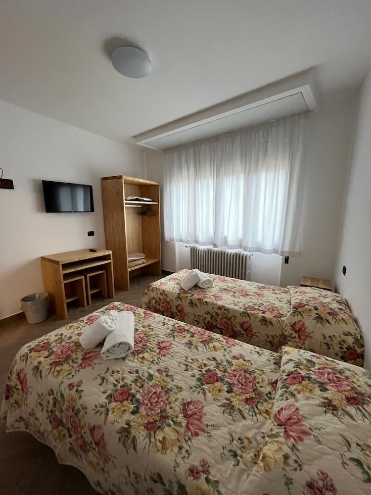 Standard Room photo 1