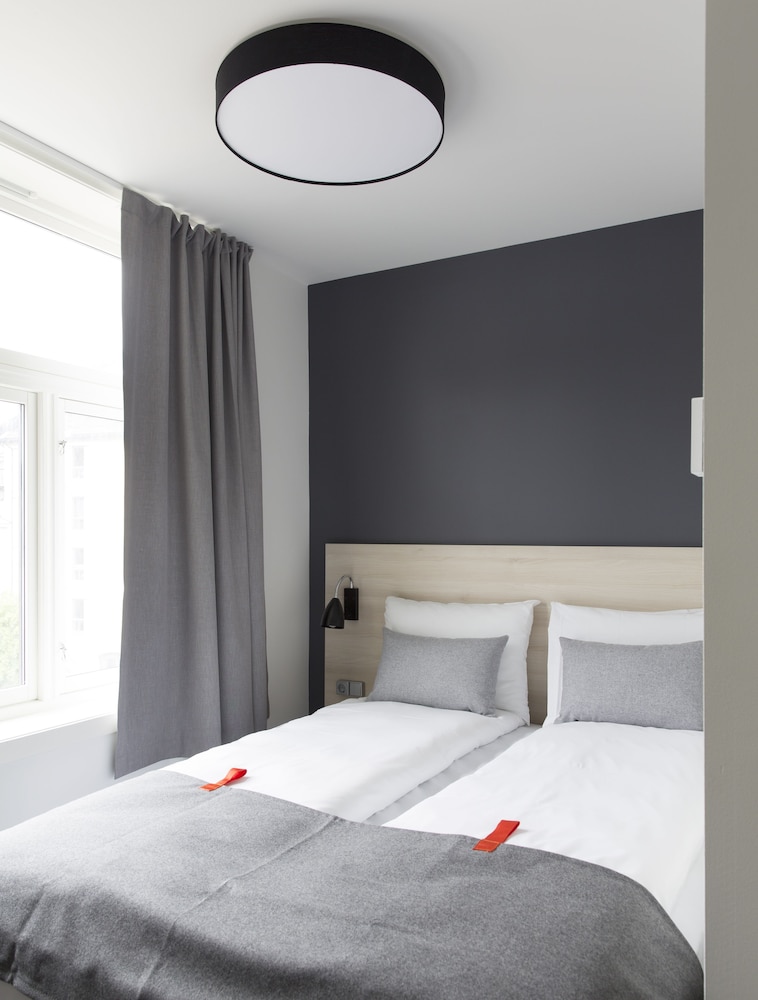 Double Room, 1 Double Bed (Small) photo 1