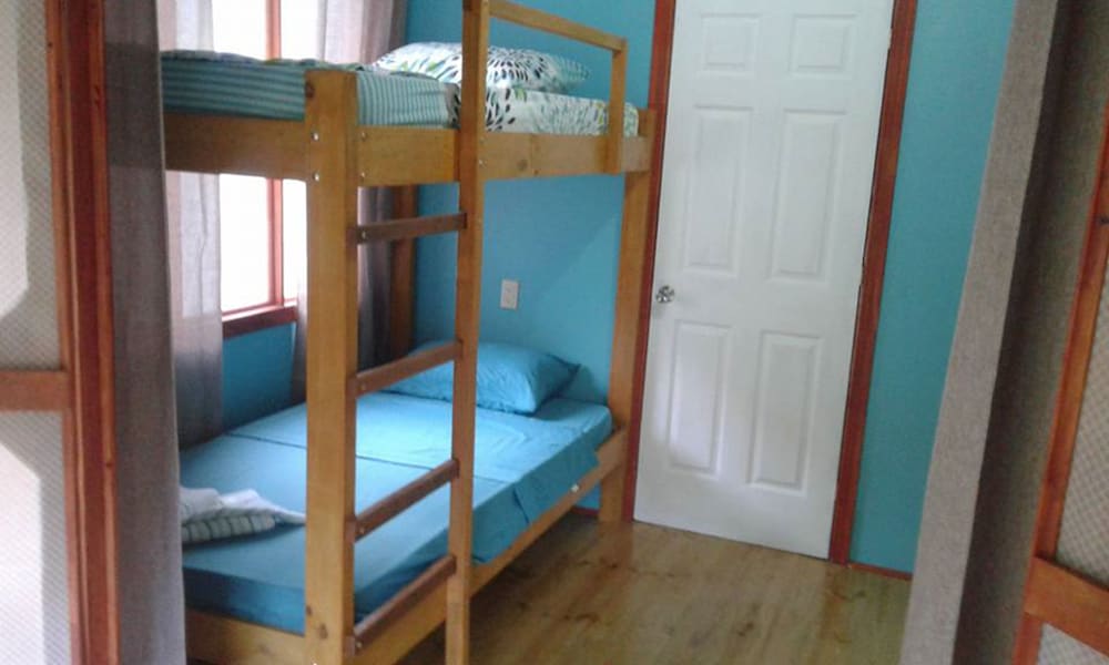 Family Room, Multiple Beds, Non Smoking photo 3