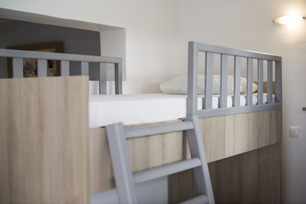 Family Quadruple Room - Photo 21