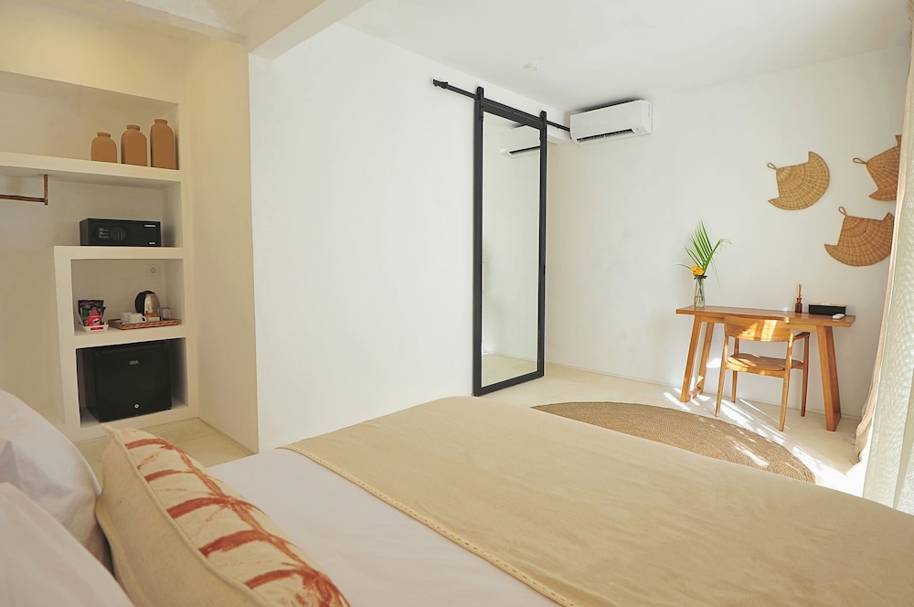 Standard Double Room photo 3