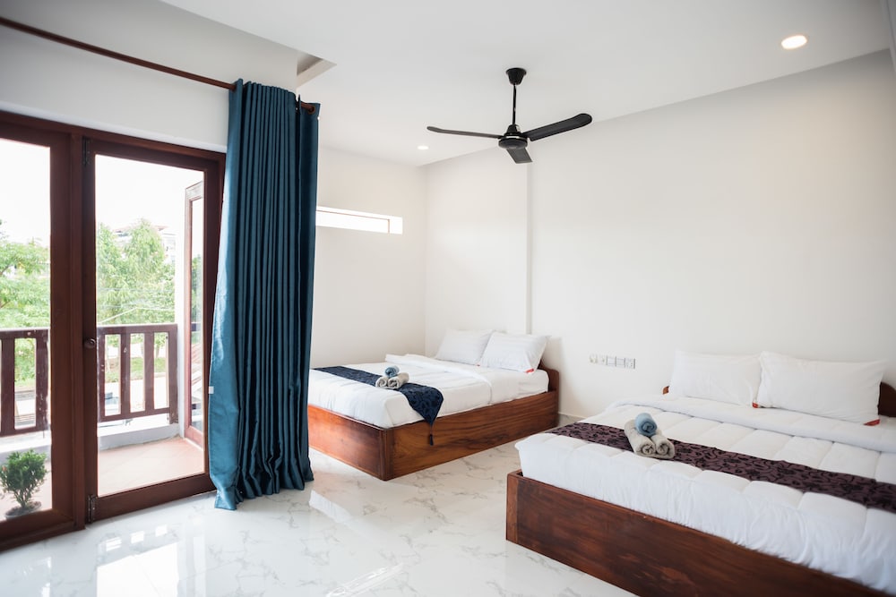 Deluxe Family Room