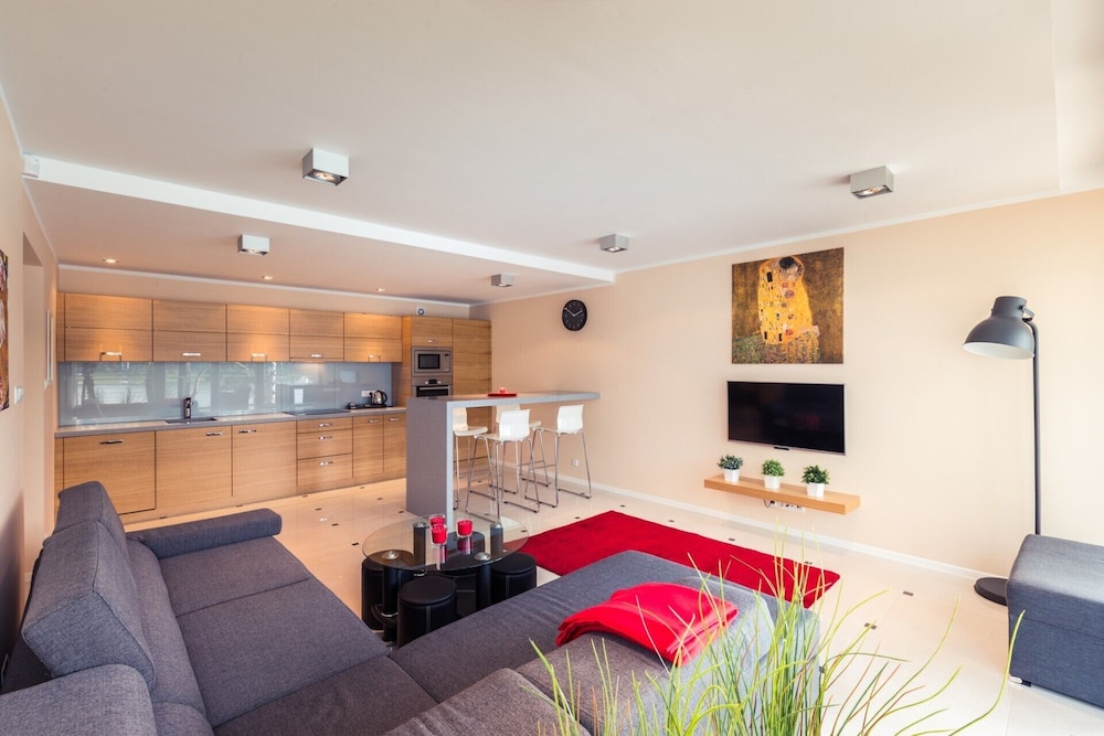 Executive Apartment, Lake View (Terrace 30m²) photo 2