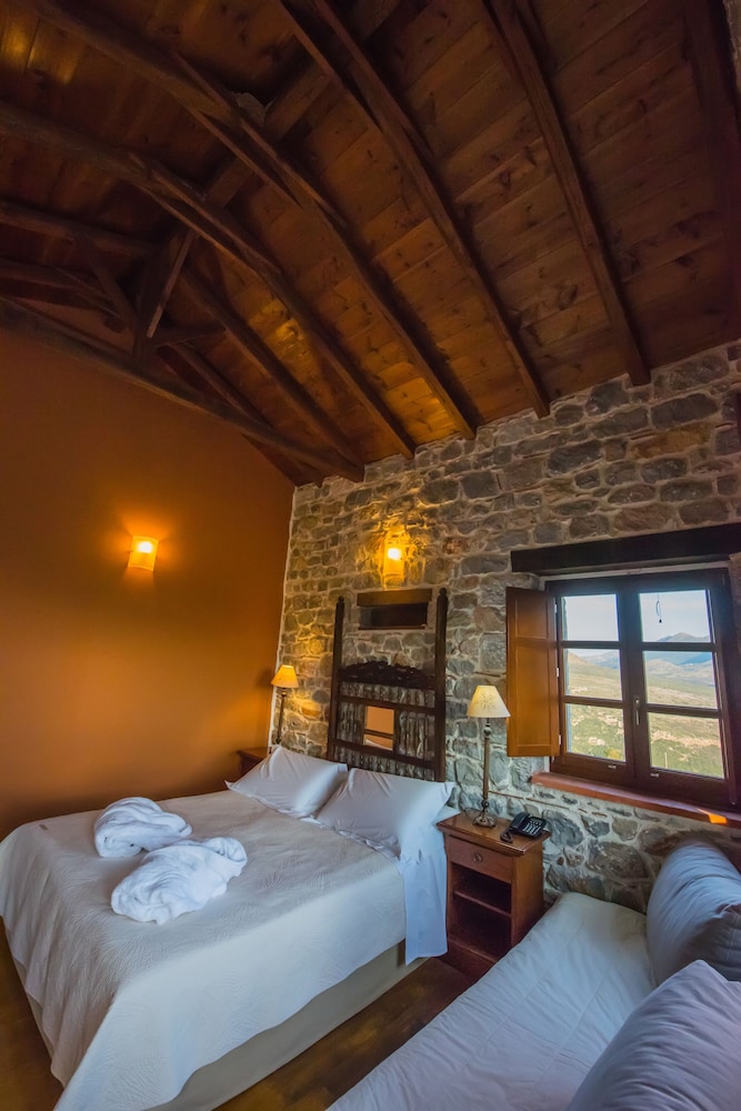 Deluxe Room, Sea View photo 2
